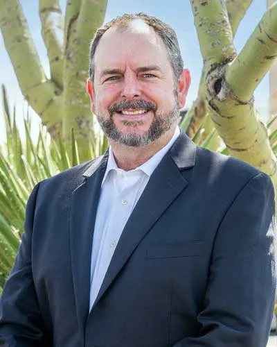 Kent Thomas headshot